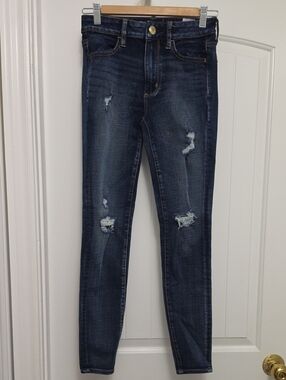 American Eagle Outfitters Dark Blue Distressed Skinny Jeans - Size 4